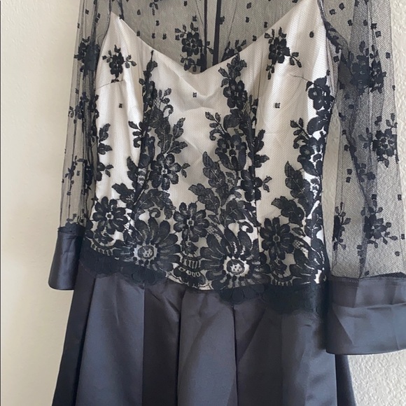 Frascara Beker fashion gown - Picture 5 of 8